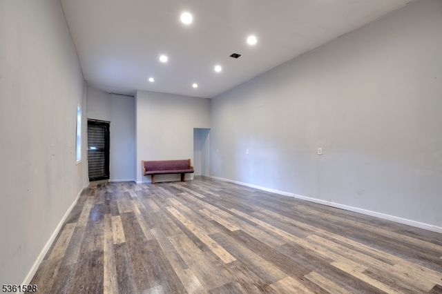 820 S 15Th St, Newark City, NJ 07108