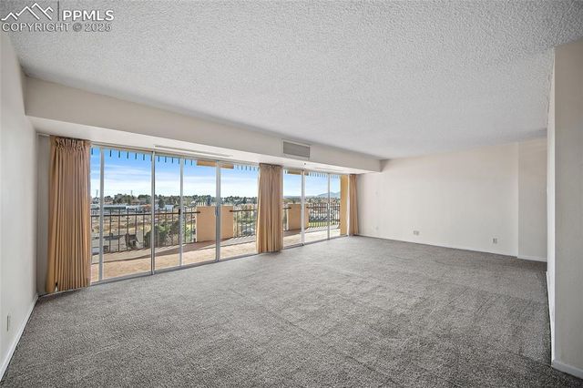 411 Lakewood Circle C902, Colorado Springs, CO 80910