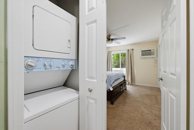 7204 W Cortland Street 205, Elmwood Park, IL 60707