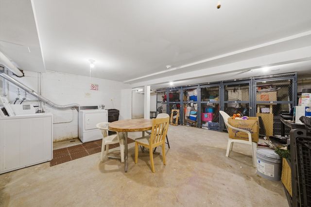 7204 W Cortland Street 205, Elmwood Park, IL 60707