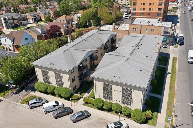 7204 W Cortland Street 205, Elmwood Park, IL 60707