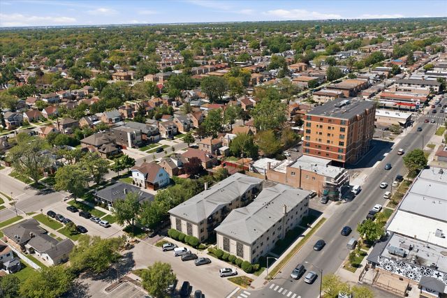 7204 W Cortland Street 205, Elmwood Park, IL 60707