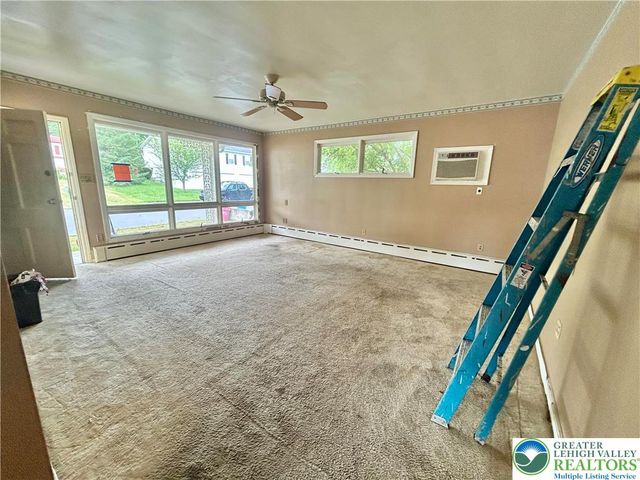 603 SHAWNEE, Roseto Boro, PA 18013