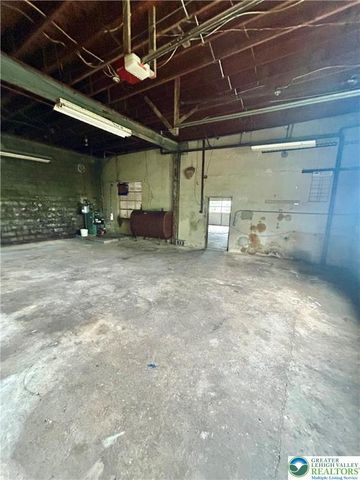 603 SHAWNEE, Roseto Boro, PA 18013