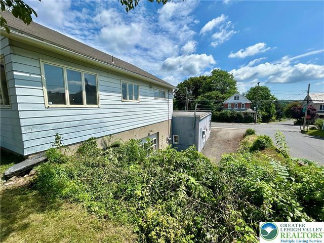 603 SHAWNEE, Roseto Boro, PA 18013