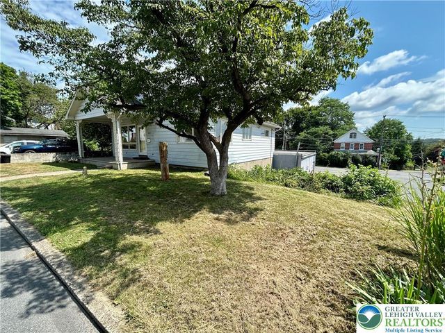 603 SHAWNEE, Roseto Boro, PA 18013