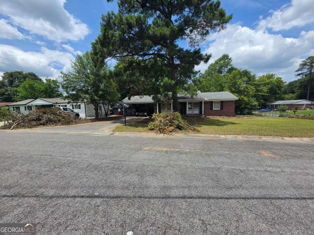 1550 Greenwich Pl, Macon, GA 31206