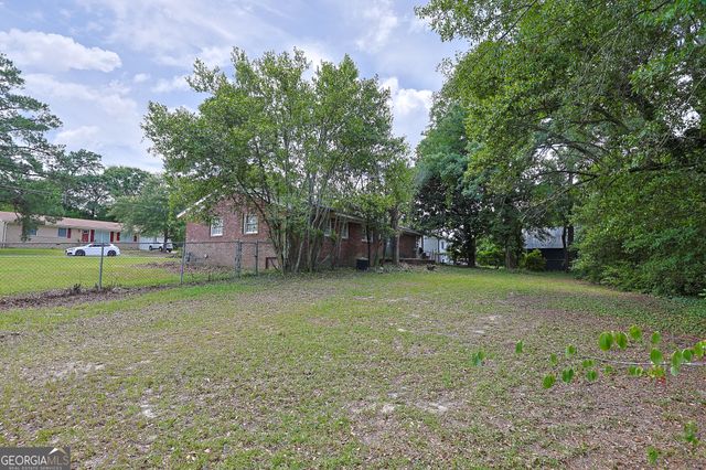 1550 Greenwich Pl, Macon, GA 31206