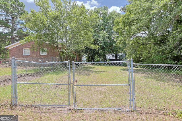 1550 Greenwich Pl, Macon, GA 31206