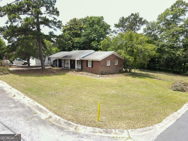 1550 Greenwich Pl, Macon, GA 31206