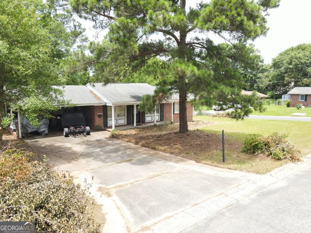 1550 Greenwich Pl, Macon, GA 31206