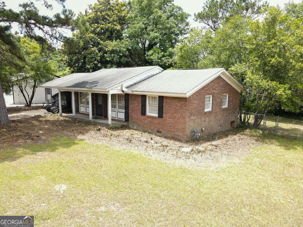 1550 Greenwich Pl, Macon, GA 31206