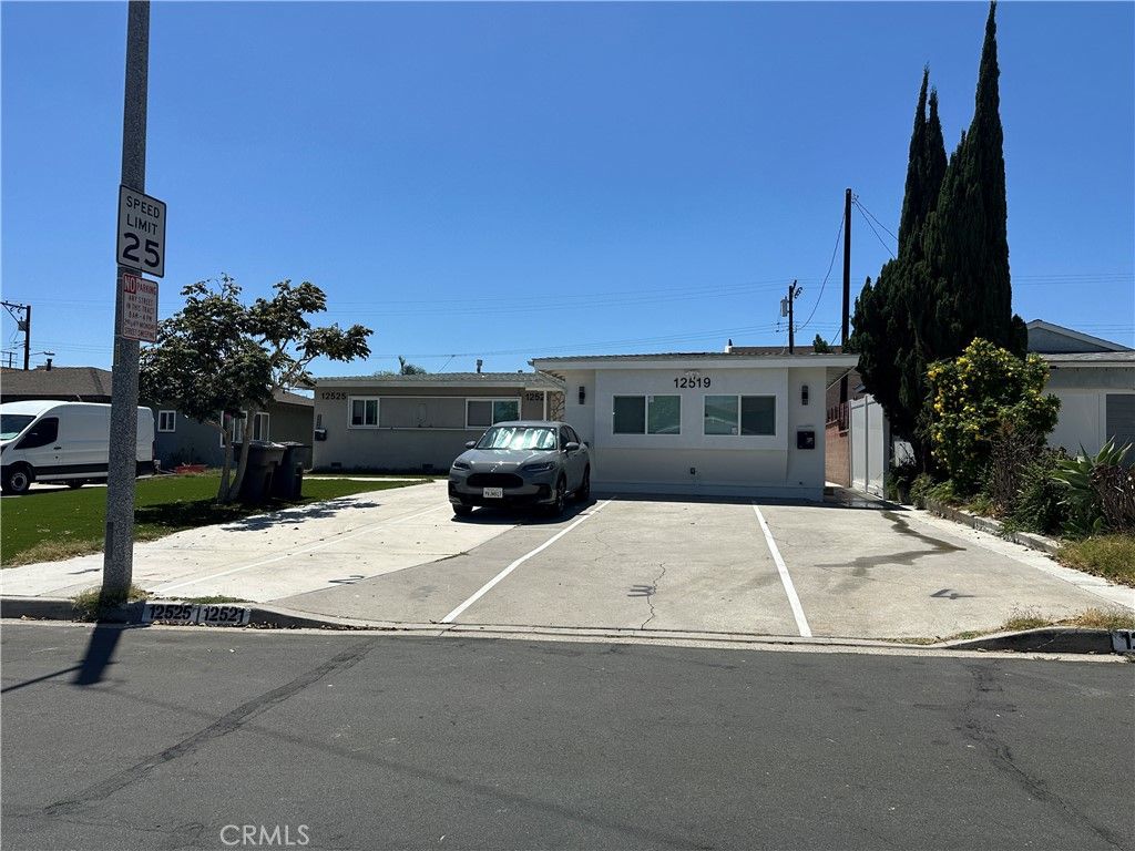 12521 Aristocrat, Garden Grove, CA 92841 — exterior