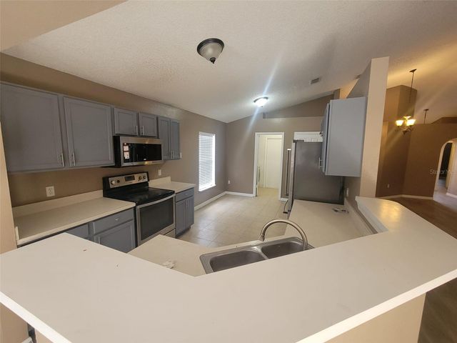 210 FAIRFIELD DR DRIVE, Sanford, FL 32771