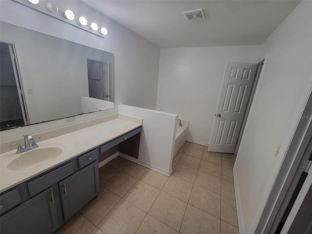 210 FAIRFIELD DR DRIVE, Sanford, FL 32771