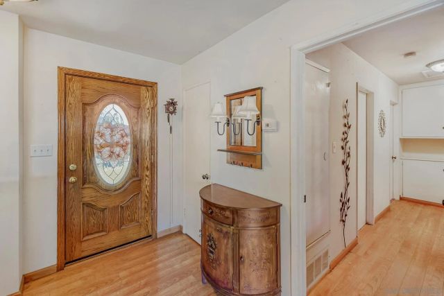 8376 MONO LAKE DR, San Diego, CA 92119