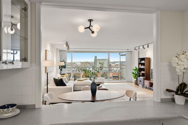 45 Longwood Ave 801, Brookline, MA 02446