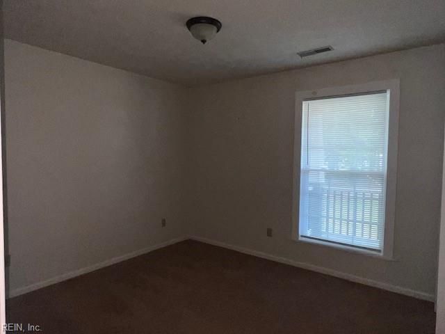 111 Faulkner RD, Yorktown, VA 23692