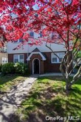 840 Seaman Avenue E 2E, Baldwin, NY 11510