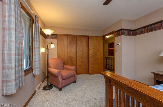 8365 Crinkleroot Clearing, Brecksville, OH 44141