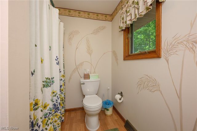 8365 Crinkleroot Clearing, Brecksville, OH 44141