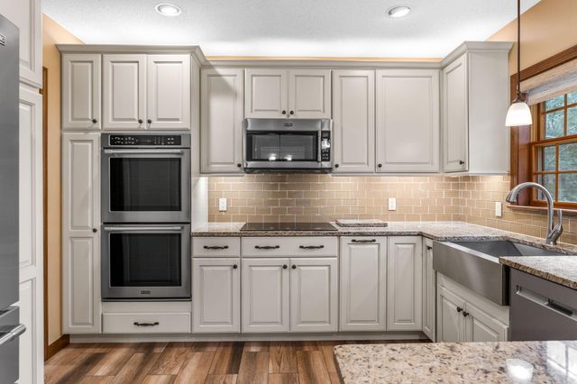 2 Robin Road, Sandwich, MA 02563