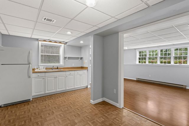 2 Robin Road, Sandwich, MA 02563