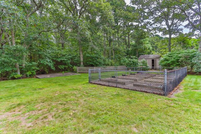 2 Robin Road, Sandwich, MA 02563