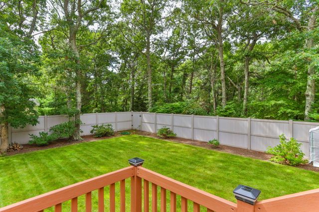 2 Robin Road, Sandwich, MA 02563