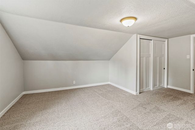 235 Holcomb Spur Road, Kelso, WA 98626
