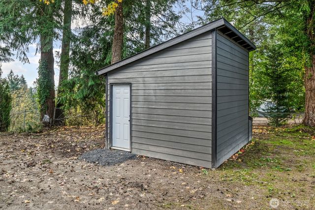 235 Holcomb Spur Road, Kelso, WA 98626