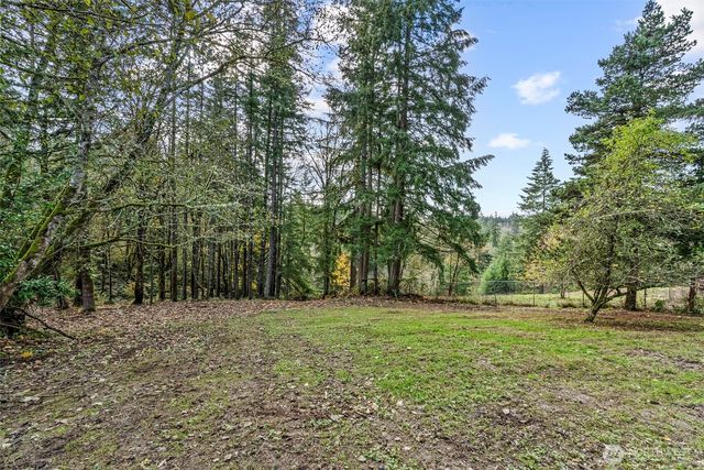 235 Holcomb Spur Road, Kelso, WA 98626