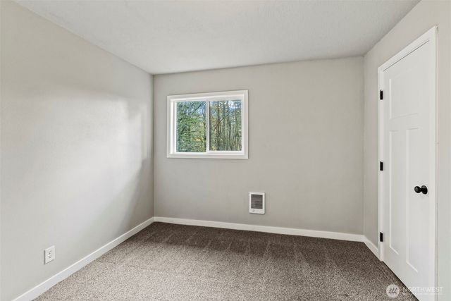 235 Holcomb Spur Road, Kelso, WA 98626