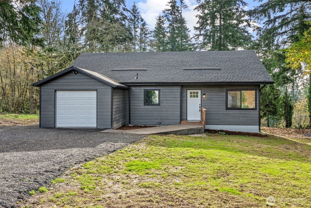 235 Holcomb Spur Road, Kelso, WA 98626