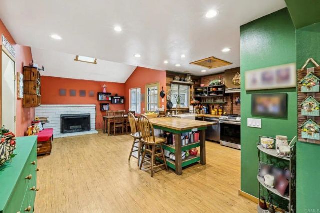 2026 Capri Court, El Cajon, CA 92019