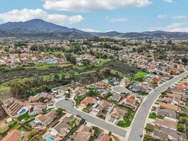 2026 Capri Court, El Cajon, CA 92019