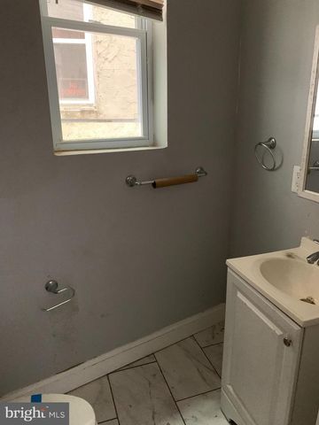 2752 W MOSHER ST, Baltimore, MD 21216