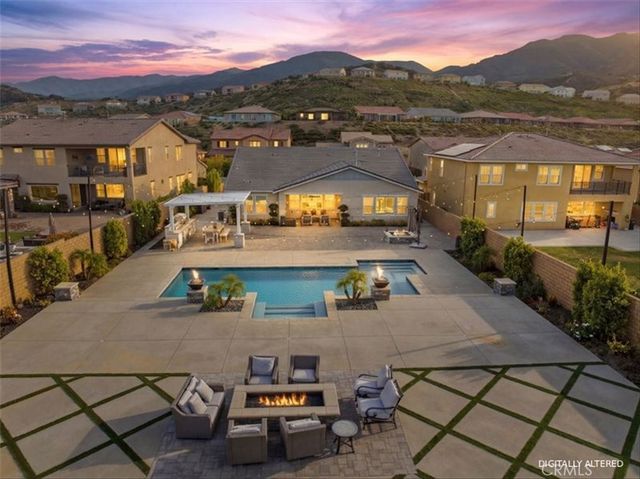 2627 Chad Zeller Lane, Corona, CA 92882