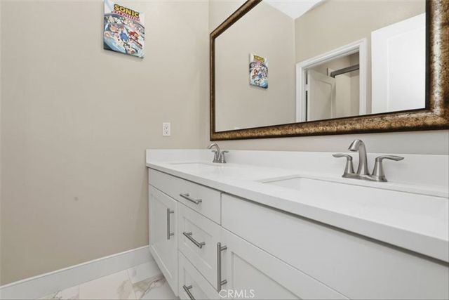 2627 Chad Zeller Lane, Corona, CA 92882
