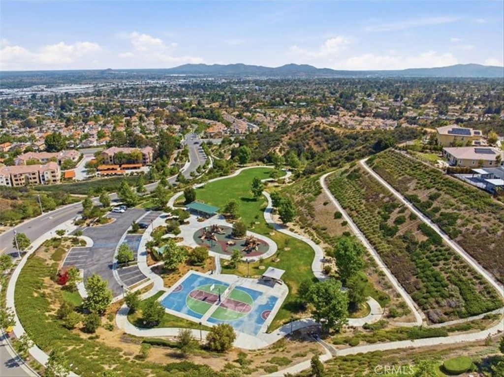 Image 50 of property listing at 2627 Chad Zeller Lane, Corona, CA 92882