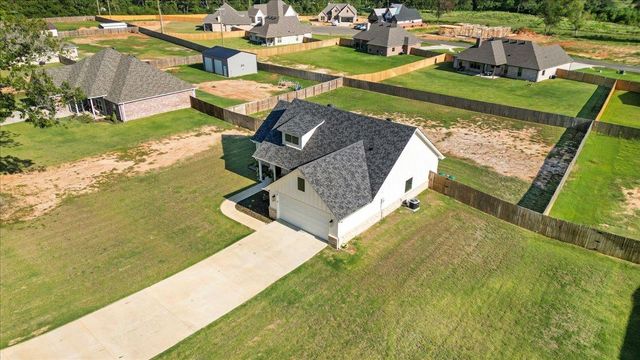 681 Peavine Road, Kilgore, TX 75662