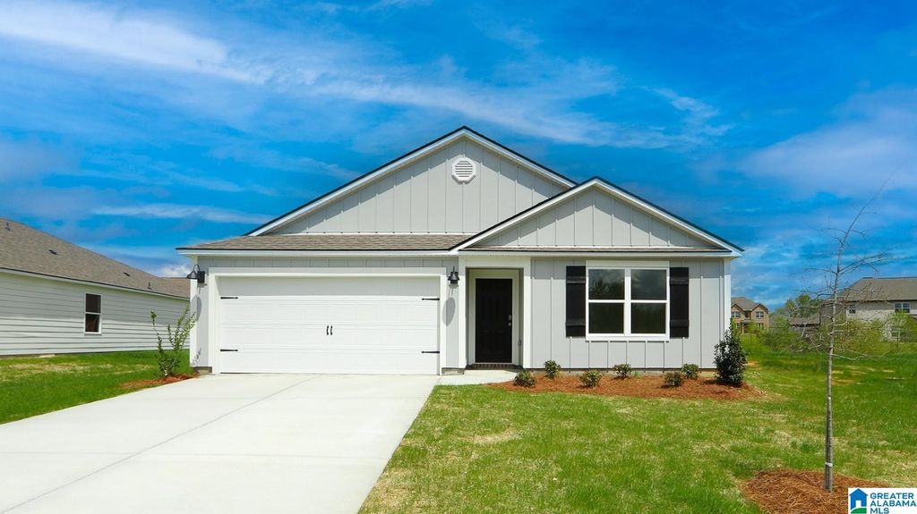1123 WAVERLY LANE SOUTHWEST, Cullman, AL 35055