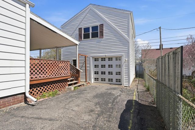 4533 E Lafayette Esplanade Avenue, Fort Wayne, IN 46806