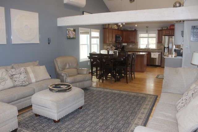 20.5 Emerald Drive, Derry, NH 03038