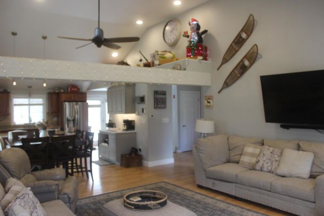 20.5 Emerald Drive, Derry, NH 03038