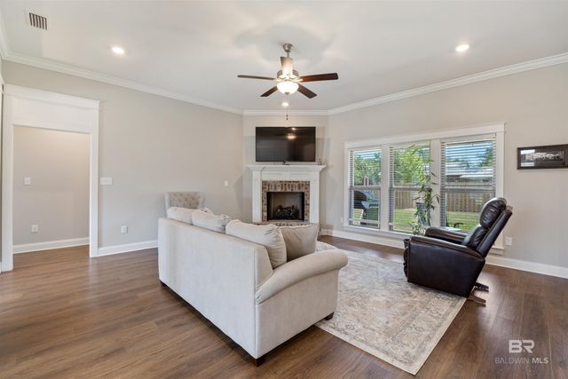 220 Ornate Avenue, Fairhope, AL 36532