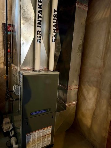 173 Russell St, Springfield, MA 01104