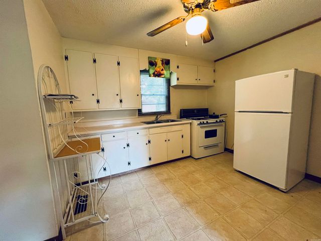 1628 Potts Street, Malvern, AR 72104