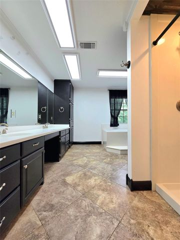 13580 Fm 2025 Road, Cleveland, TX 77328
