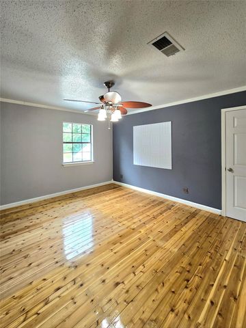 13580 Fm 2025 Road, Cleveland, TX 77328